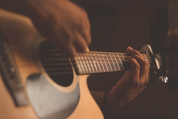 Guitarra criolla clásica de estudio artesanal